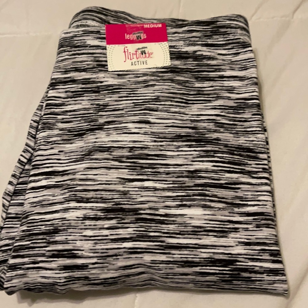 Flirtitude active leggings